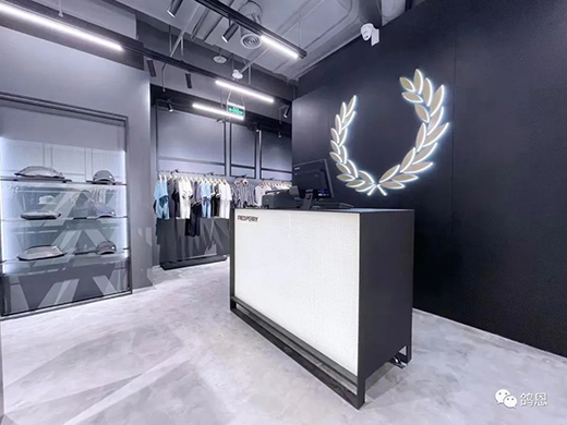 1655780644354176.jpg 645.jpg